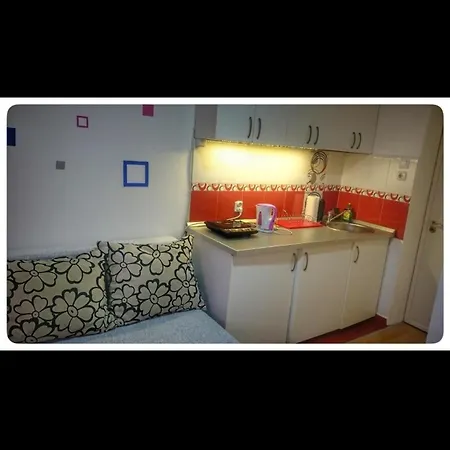 Appartement Square 4 *