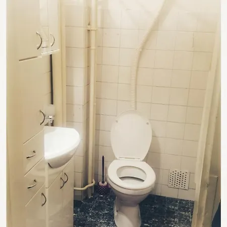 Appartement Square 4 *